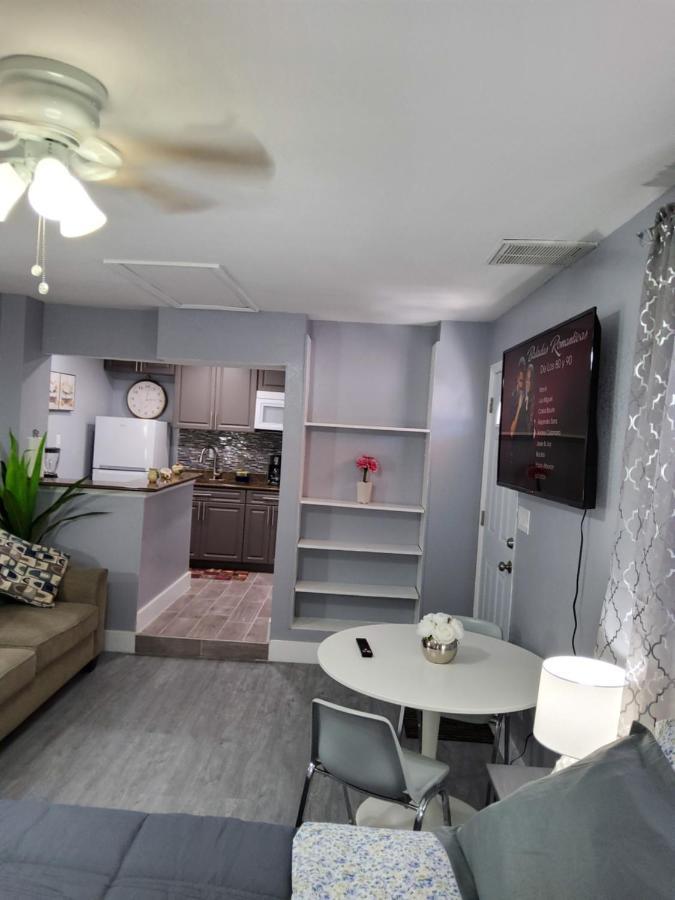 Habitacion Privada Cerca De Todo Tampa Eksteriør billede